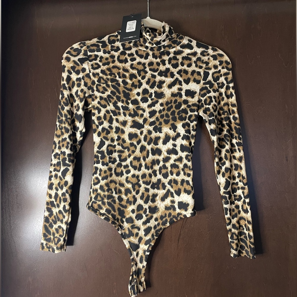 Fashion nova Cheetah bodysuit, NEVER WORN
